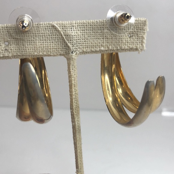 Vintage Goldtone Double Goldtone Long Hoop earring - Picture 5 of 7